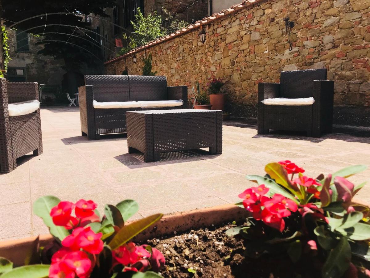 Suite Romantica Con Giardino In Dimora Storica - Camera E Appartamento - B&B Palazzo Robicci Castiglion Fiorentino Zewnętrze zdjęcie