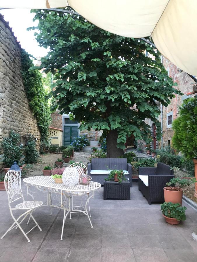 Suite Romantica Con Giardino In Dimora Storica - Camera E Appartamento - B&B Palazzo Robicci Castiglion Fiorentino Zewnętrze zdjęcie